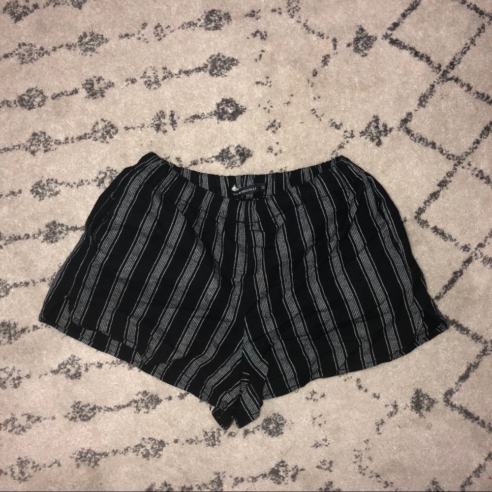 NWOT brandy melville shorts